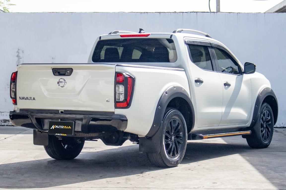 Nissan Navara Doublecab Calibre 2.5E Black Edition II M/T 2019 *LK0580*